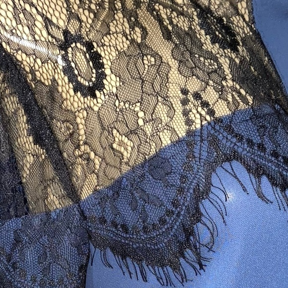 LAUREN Conrad classy navy blouse enhanced by lace shoulders and hidden buttons. - Picture 7 of 7